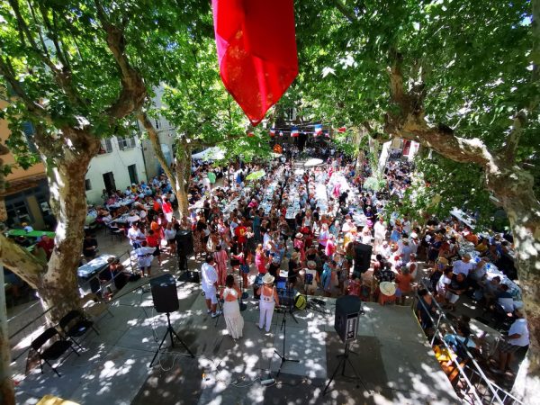 fete-des-fontaines-collobrieres3